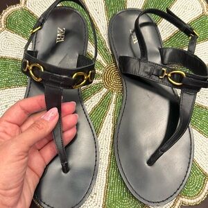 Zara black leather gold Gucci style sandal size 39 more than like new.